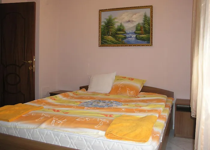 Thomas Palace Sandanski