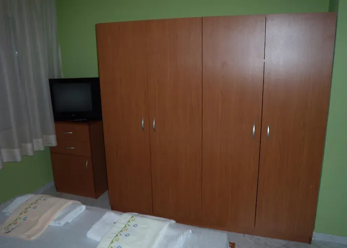 Thomas Palace Sandanski